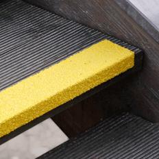 Extra Starkes Antirutschtreppenkantenprofil aus GFK - Gelb - 70x600 mm | Treppenkanten-Schutzprofil